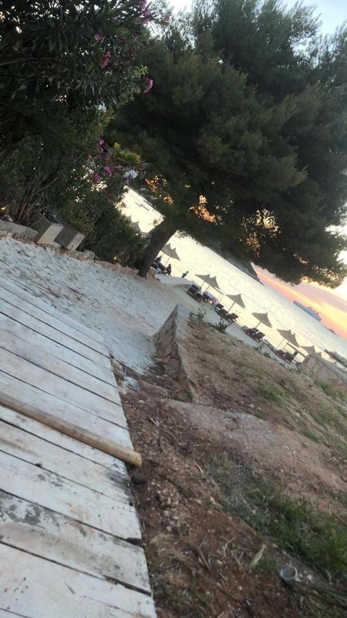 Beach House Ksamil